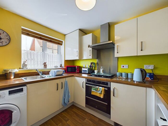 3 Bedroom End Of Terrace House For Sale In Hereson Road, Broadstairs, CT10