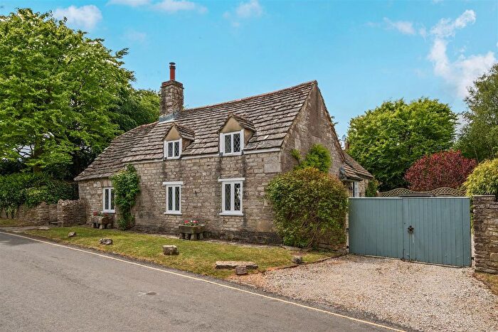 4 Bedroom Property For Sale In West Street, Corfe Castle, Wareham, BH20