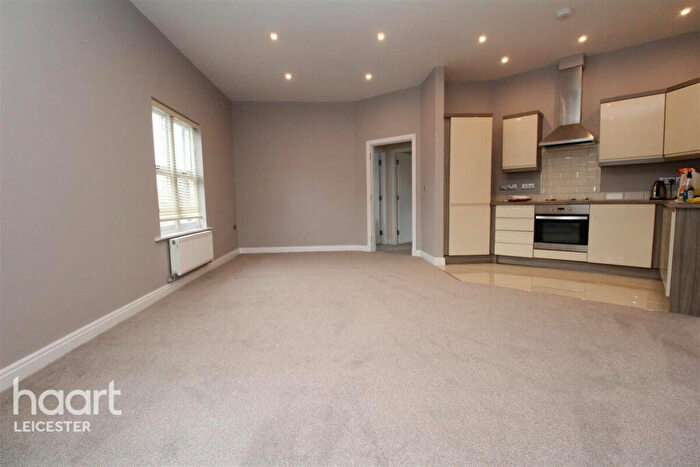 2 Bedroom Apartment To Rent In London Road, Leicester, LE2