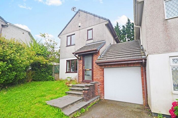 3 Bedroom Link Detached House For Sale In Kingsley Court, Fraddon, St. Columb, TR9