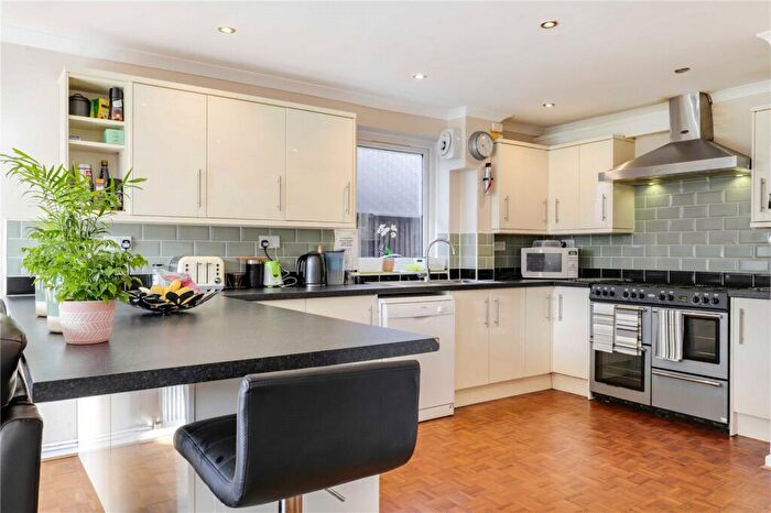 1 Bedroom Penthouse To Rent In Sutherlands, Newbury, Berkshire, RG14