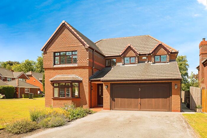 4 Bedroom Detached House For Sale In Kelmscott Close, Great Sutton, Ellesmere Port, CH66