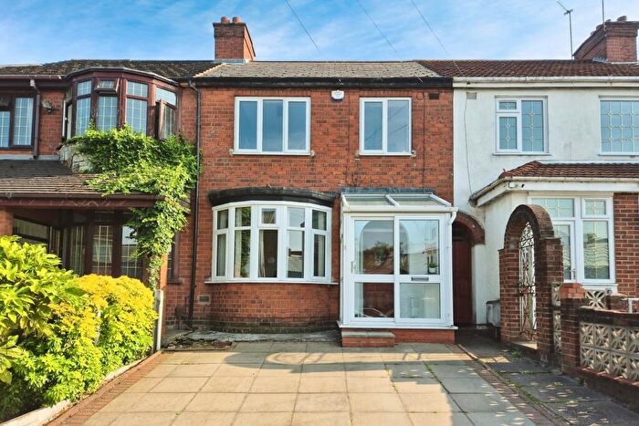 3 Bedroom Terraced House For Sale In Dudley Road West, Oldbury, B69