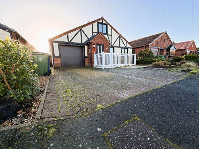 4 Bedroom Detached Bungalow For Sale In Littlechild Drive, Leverington, Wisbech, PE13