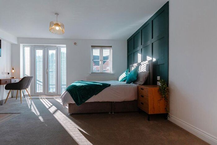 Studio To Rent In Rm, Boleyn Ave, Sugar Way, P`Boro, PE2