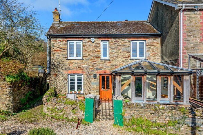2 Bedroom Cottage For Sale In Harberton, Totnes, TQ9