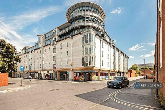 2 Bedroom Flat To Rent In Sanford Street, Swindon, SN1