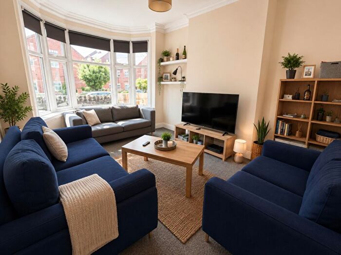 4 Bedroom Terraced House To Rent In St. Michaels Crescent, Leeds, West Yorkshire, LS6