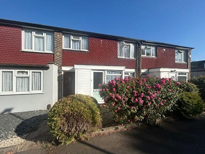 3 Bedroom Terraced House To Rent In Kimpton Road, Sutton, SM3