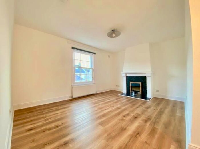 1 Bedroom Flat To Rent In Craigcrook Road, Davidsons Mains, Edinburgh, EH4