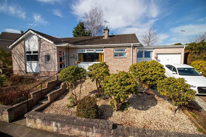 4 Bedroom Detached Bungalow For Sale In Wilton Hill Terrace, Hawick, TD9