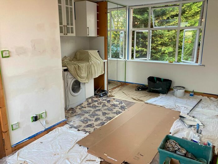 Studio To Rent In Very Near Rose Gardens Area, South Ealing, W5