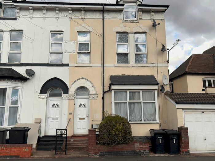 Studio To Rent In Fentham Road, Erdington, Birmingham, B23