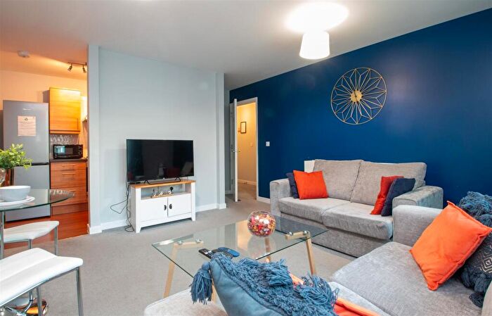 1 Bedroom Apartment To Rent In Carnegie House, Witan Gate, Milton Keynes, MK9