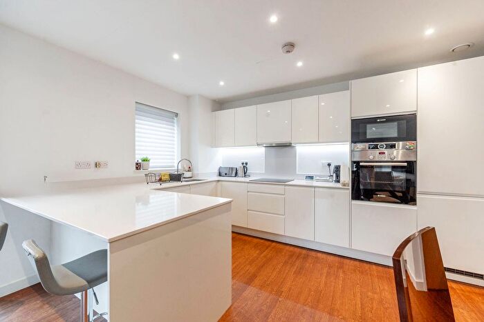 3 Bedroom Flat For Sale In Stanmore Place, Stanmore, HA7