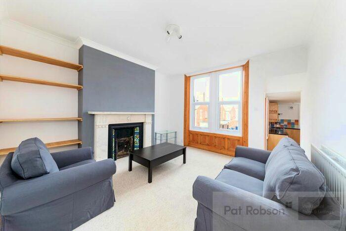 2 Bedroom Flat To Rent In St. Georges Terrace, Jesmond, Newcastle Upon Tyne, NE2