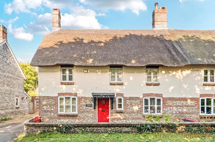 4 Bedroom Semi-Detached House For Sale In Dewlish, Dorchester, DT2