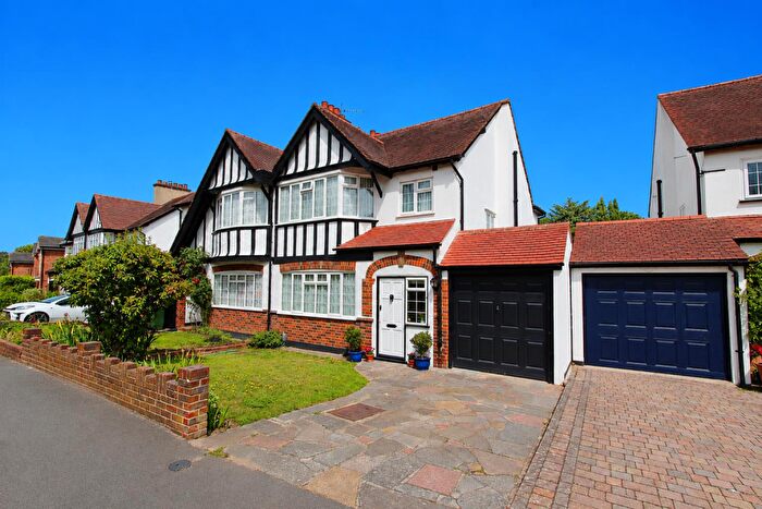 3 Bedroom Semi Detached House For Sale In The Close, Carshalton Beeches, SM5