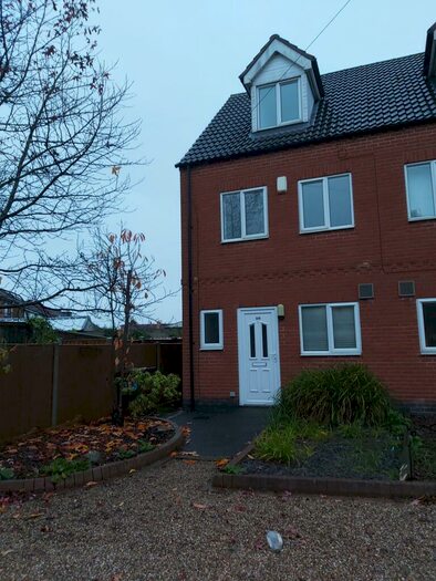 3 Bedroom Semi-Detached House To Rent In Nottingham Road, Ilkeston, DE7