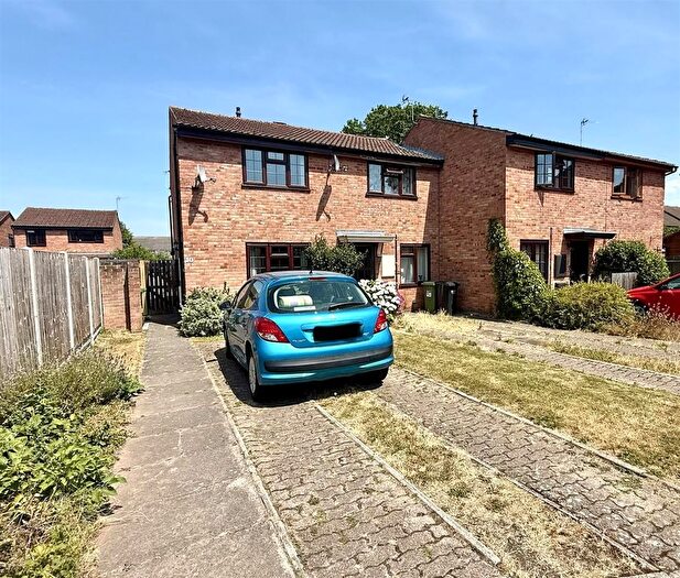 2 Bedroom End Of Terrace House To Rent In Kings Acre, Hereford, HR4