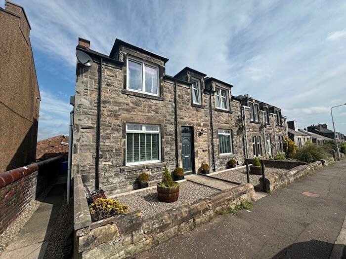 3 Bedroom Flat To Rent In Thistle Street, Dunfermline, KY12