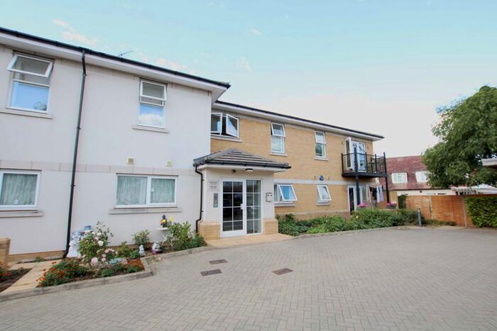 2 Bedroom Flat To Rent In Hedera Place, Hounslow, TW4