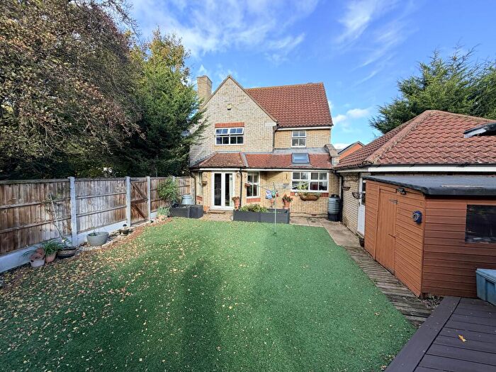 5 Bedroom Detached House For Sale In Grifon Road, Chafford Hundred, Essex, RM16