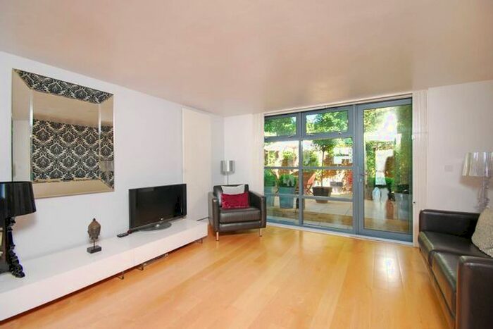3 Bedroom End Of Terrace House To Rent In Pallister Terrace, Roehampton, London, SW15