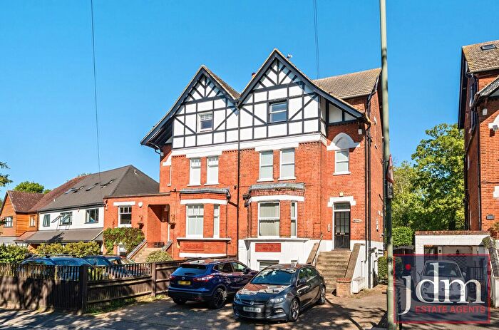 1 Bedroom Flat To Rent In Willow Grove, Chislehurst, BR7