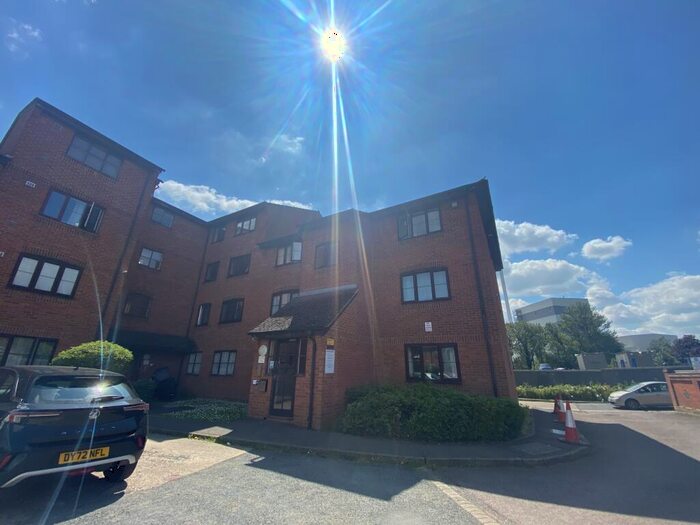 2 Bedroom Apartment To Rent In Tenney House, Curzon Drive, Grays, RM17