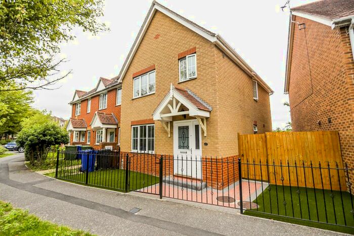 3 Bedroom House To Rent In Lancaster Road, Chafford Hundred, Grays, RM16