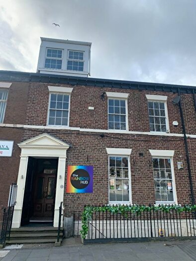 3 Bedroom Apartment To Rent In West Sunniside, Sunderland, Tyne And Wear, SR1