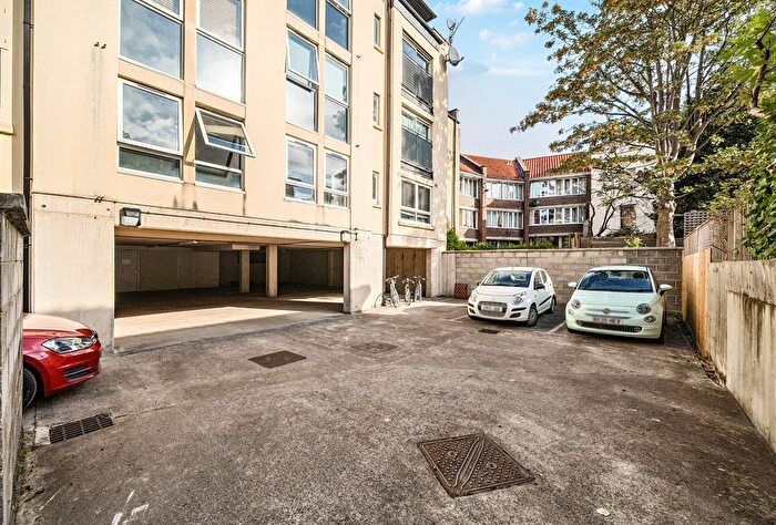 1 Bedroom Flat For Sale In Bath Buildings, Bristol, BS6