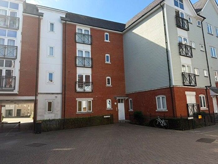 1 Bedroom Flat To Rent In Back Lane, Canterbury, CT1