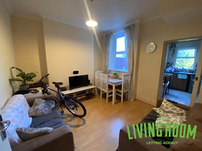 3 Bedroom House To Rent In Gladys Street, Cathays, Cardiff, CF24