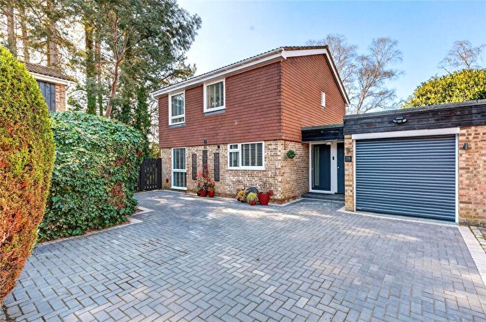 4 Bedroom Detached House For Sale In Silwood, Bracknell, Berkshire, RG12