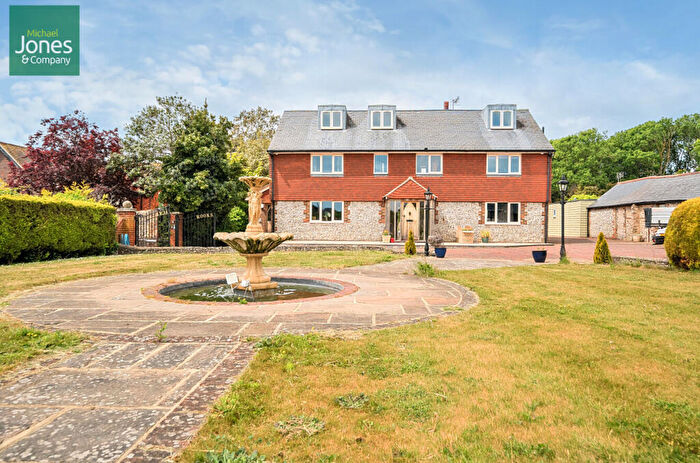 5 Bedroom Detached House To Rent In West Street, Sompting, Lancing, West Sussex, BN15