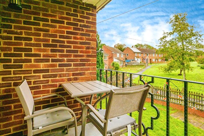 2 Bedroom Flat For Sale In Station Road, Adisham, Canterbury, CT3