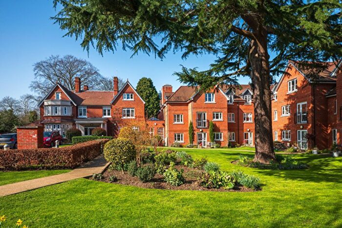 1 Bedroom Flat For Sale In St. Pauls Cray Road, Chislehurst, BR7