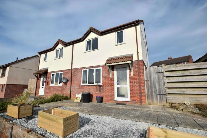 2 Bedroom Semi-Detached House To Rent In Agnes Close, Bude, EX23