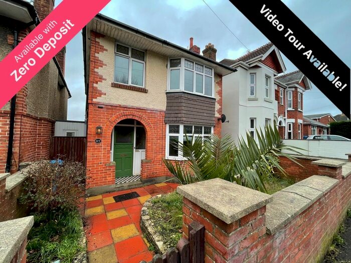 4 Bedroom Property To Rent In Garland Road, Poole, BH15