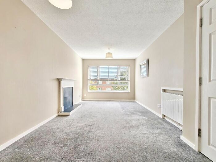 2 Bedroom Flat To Rent In Oddingley Court, Erdington, B23
