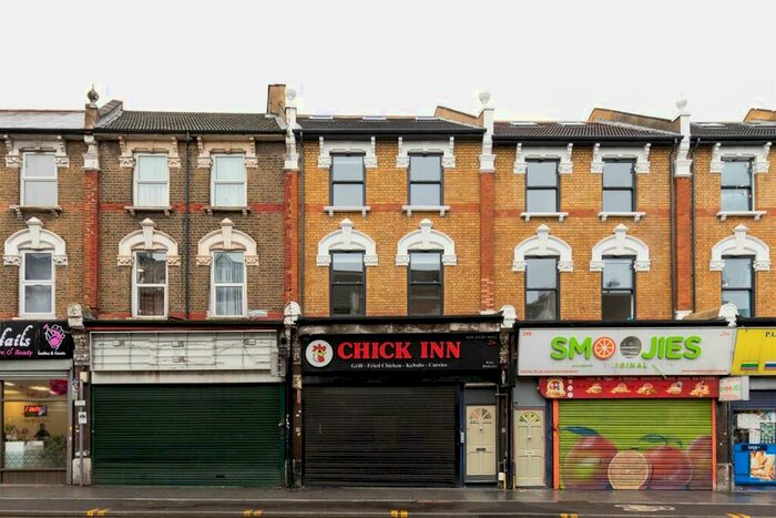 2 Bedroom Flat To Rent In Hoe Street, Walthamstow, E17