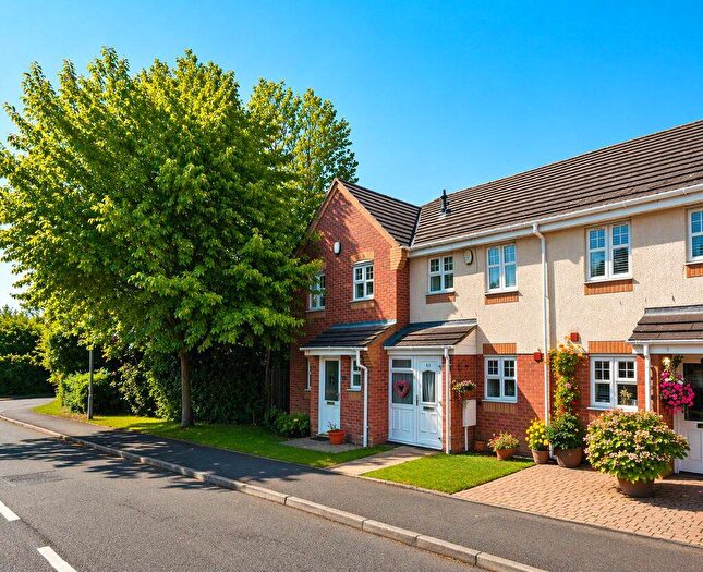 3 Bedroom House For Sale In Occupation Road, Swadlincote, DE11