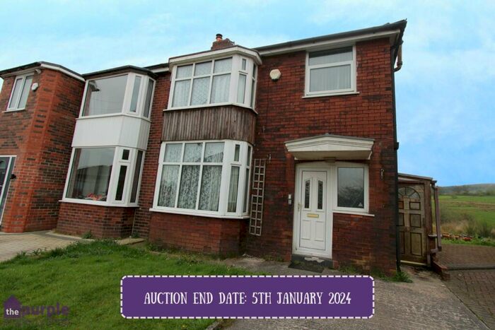 3 Bedroom Semi-Detached House For Sale In Delph Avenue, Egerton, Bolton, BL7