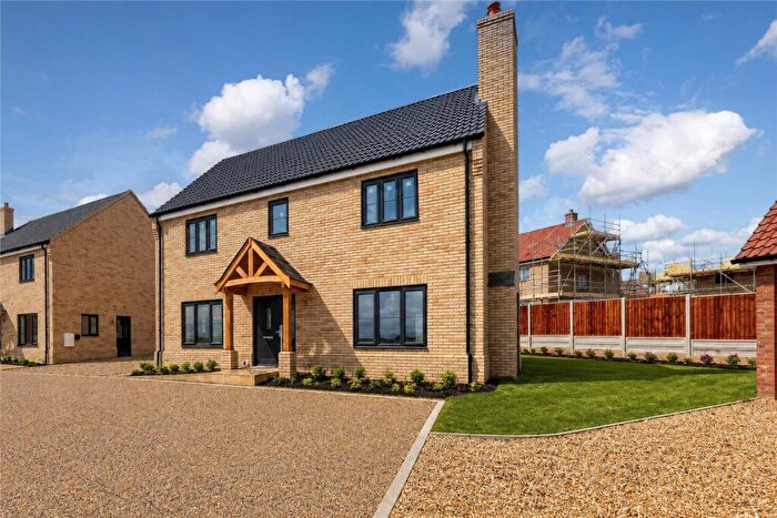 4 Bedroom Detached House For Sale In Alan Avenue, Newton Flotman, Norwich, NR15