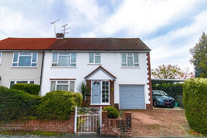 4 Bedroom Semi Detached House For Sale In Gorse Road, Frimley, Camberley, GU16