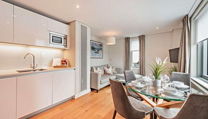 3 Bedroom Flat To Rent In B Merchant Square, London, W2