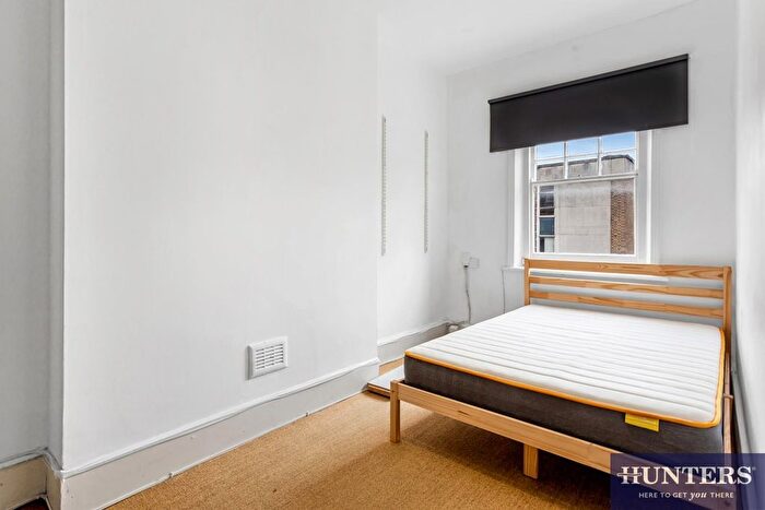 2 Bedroom Flat To Rent In Dennington Park Road, London, NW6