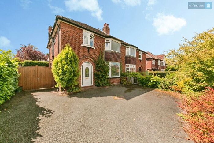 3 Bedroom Semi-Detached House For Sale In Manor Way, Crewe, Cheshire, CW2